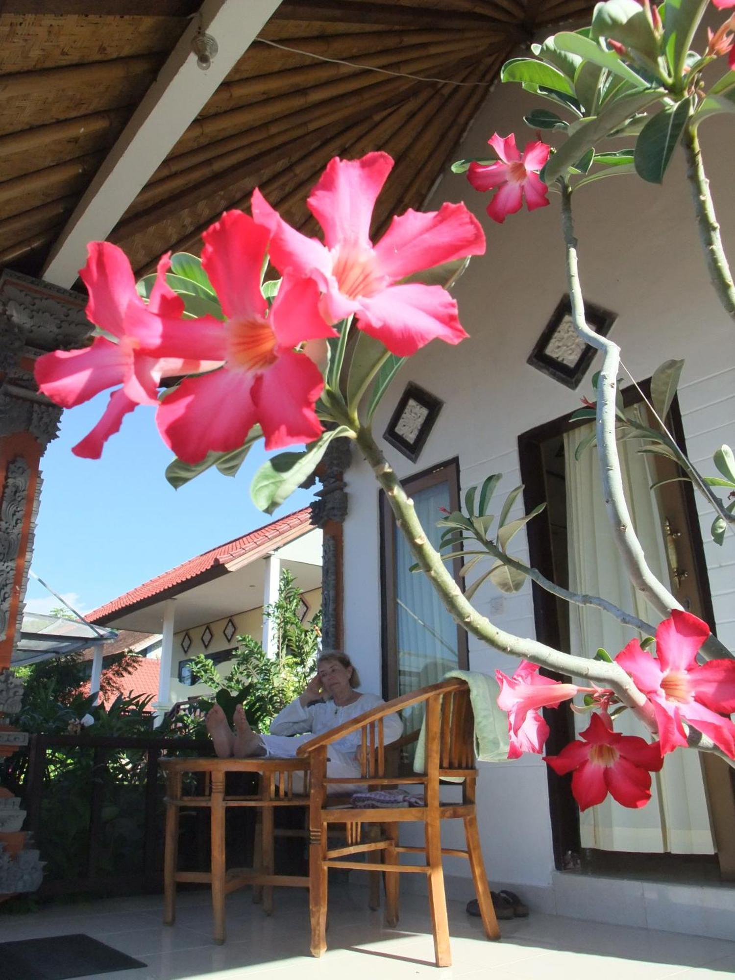 Bukit Indah Homestay Amed  Ngoại thất bức ảnh