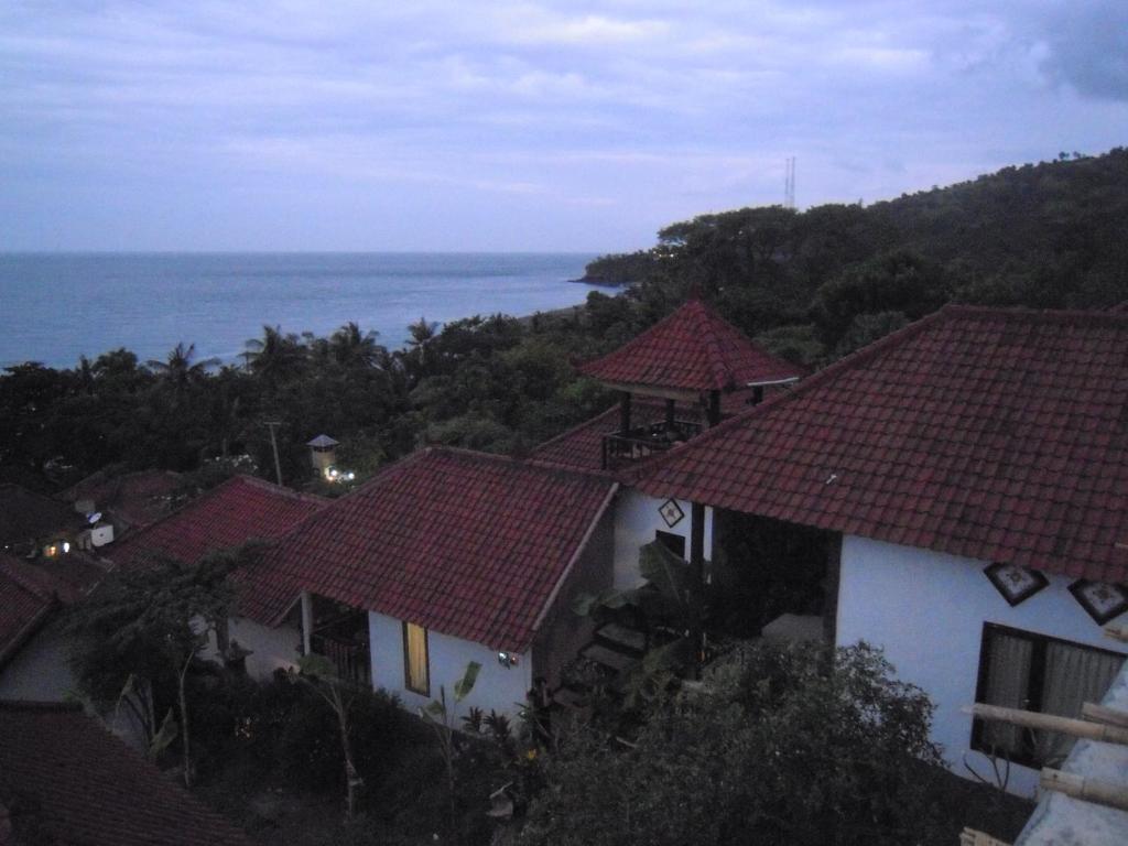 Bukit Indah Homestay Amed  Ngoại thất bức ảnh